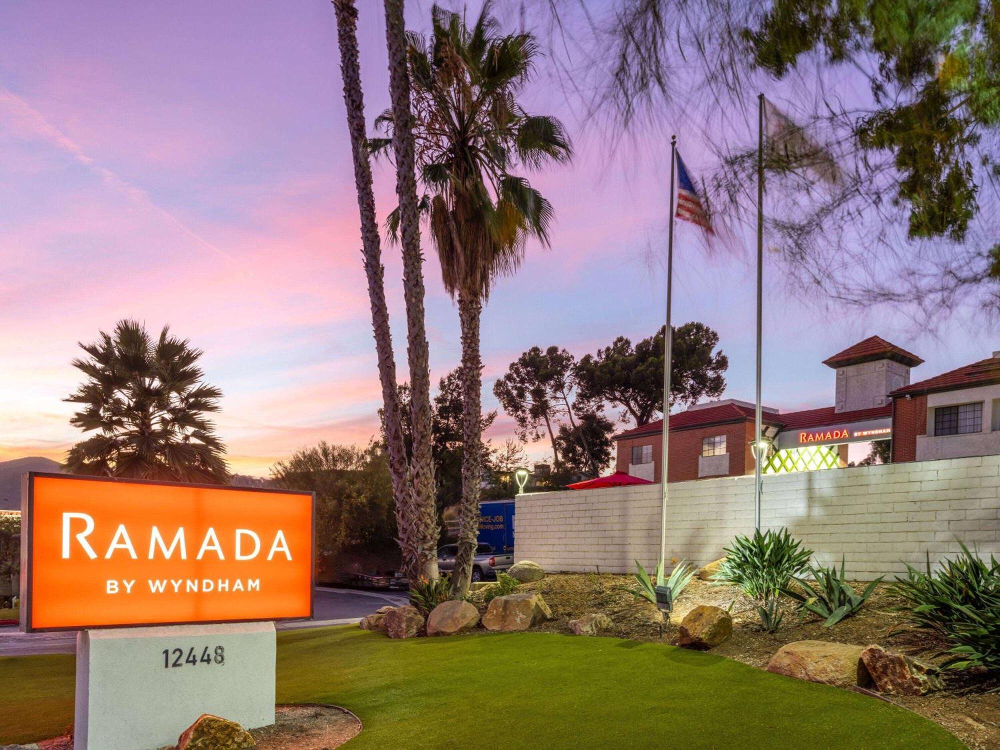 Ramada By Wyndham San Diego Poway Miramar Exterior foto